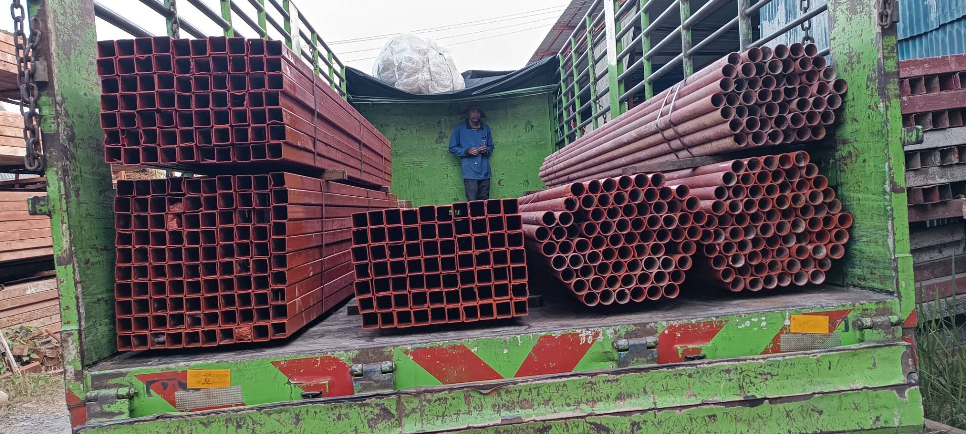 เหล็กกล่องเช่า 4x4